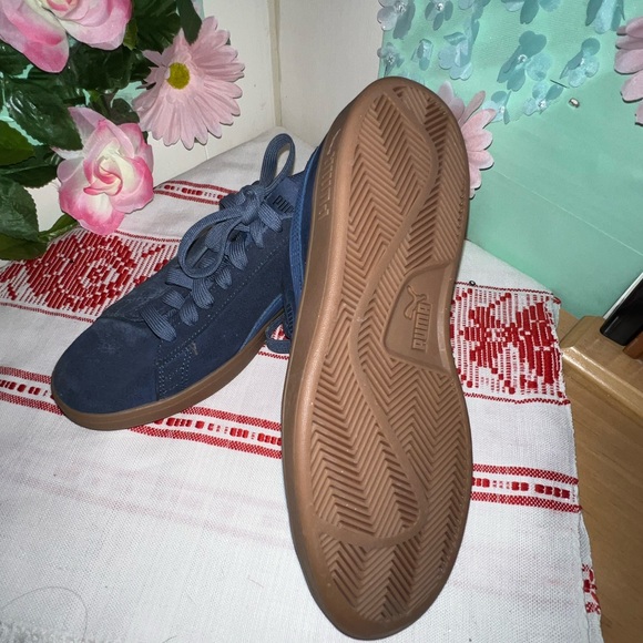 Puma Sneakers - Picture 4 of 8